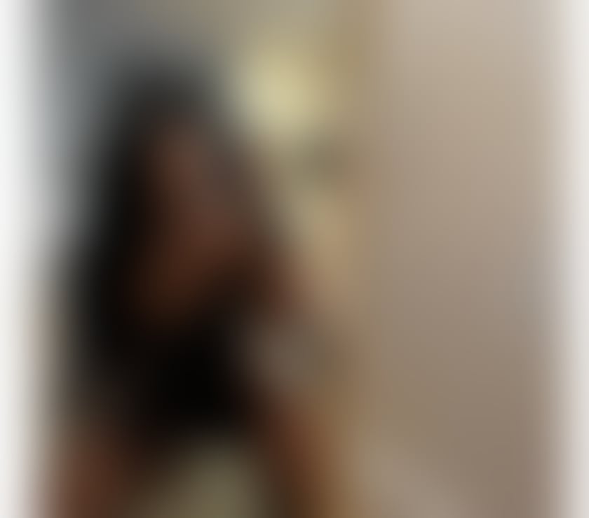 Trans Escorts Bedfordshire Luton - Photos for Scarlet Brazilian Strong