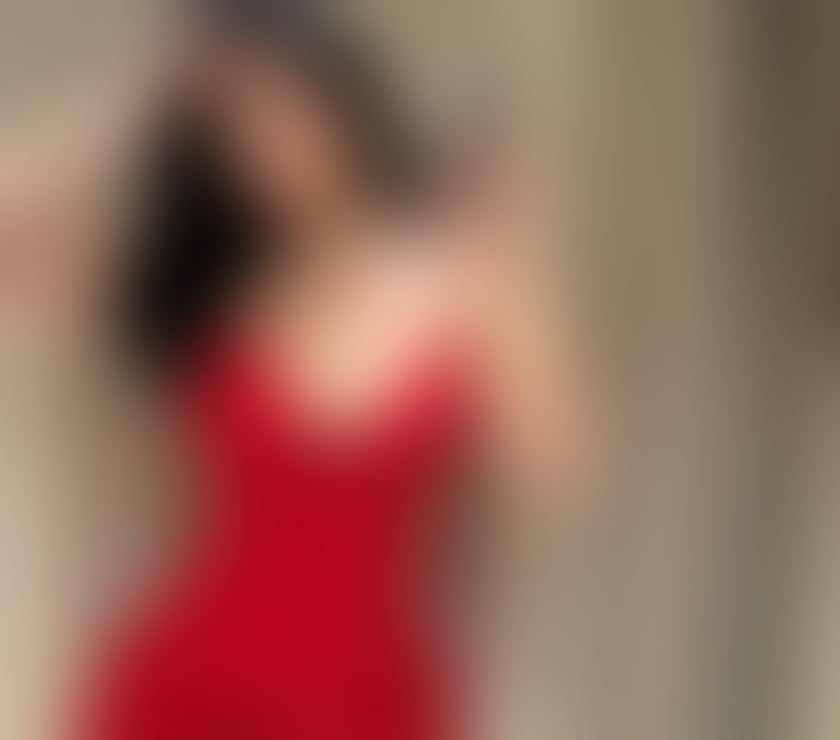 Escorts London Gatwick Airport Crawley - Photos for New girl in town