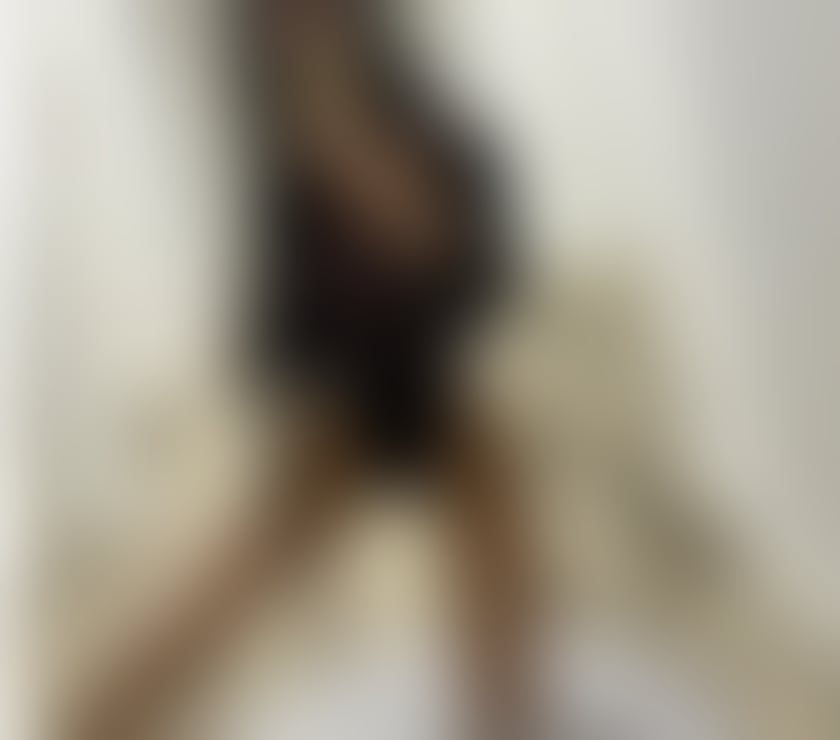 Escorts Aberdeen Old Aberdeen - Aberdeen - Photos for Hello I’m rebria from Spanish party girls Aberdeen