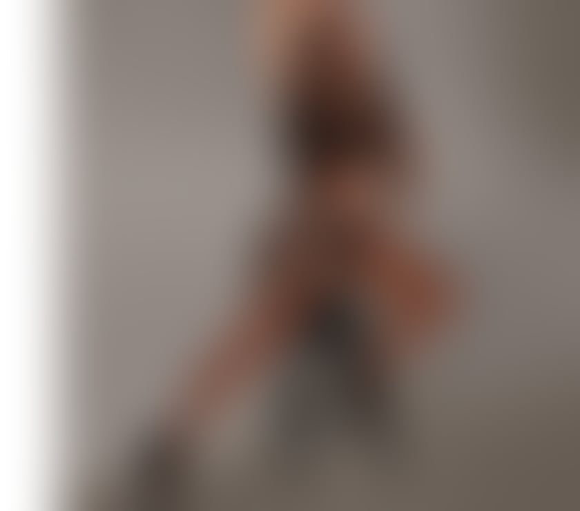 Escorts Telford Telford and Wrekin - Photos for Hello I am Cataleya I am Colombian and I am 27 years old