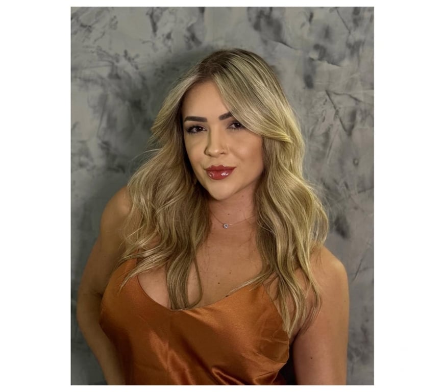 Escorts East London Stratford - East London - Photos for ALINE NAUGHY BR SEXY PARTY GIRL