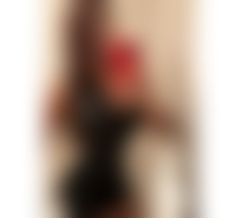Escorts West London West Kensington - West London - Photos for 👅😋Dominatrix hot tongue sculptural body