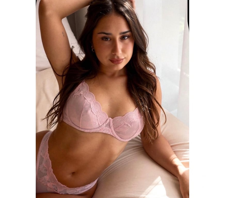 Escorts North London Bruce Grove Station - North London - Photos for SOFT, SEDUCTIVE AND IMPOSSIBLE TO RESIST ✨