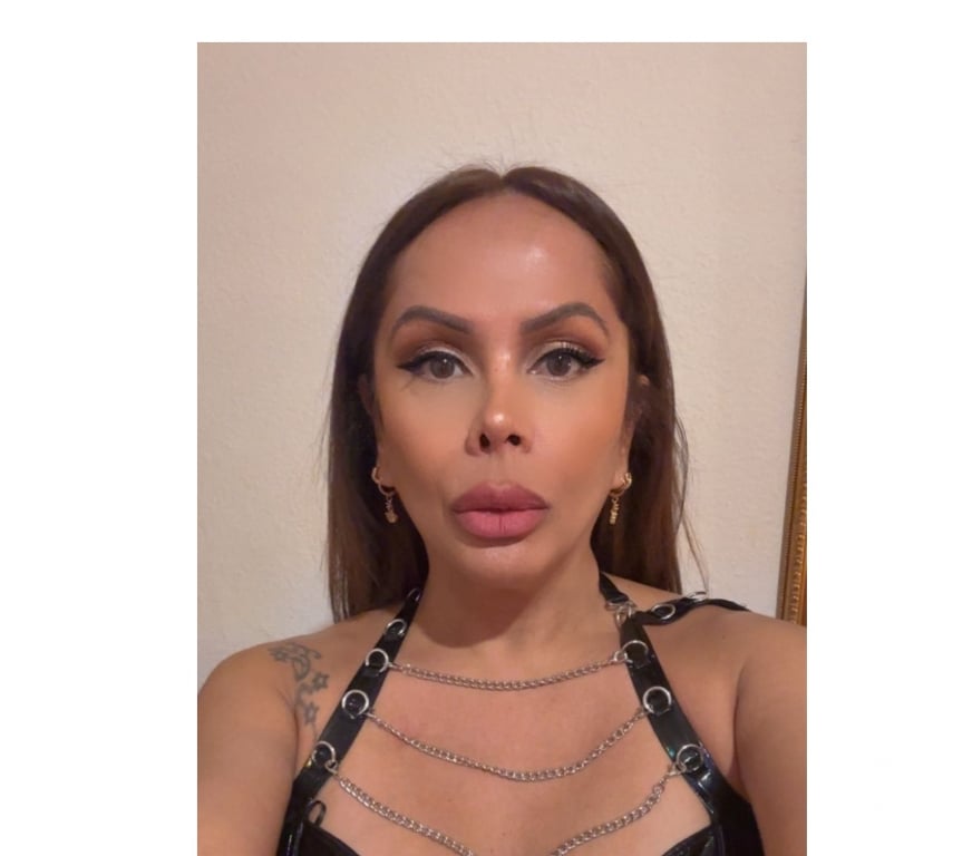 Trans Escorts East Sussex Brighton - Photos for ts Sofia, the queen is here