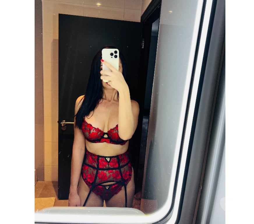 Escorts West Midlands Walsall - Photos for NEW POLISH BEAUTY IN TOWN! 5ft6,SIZE 8,34DD , LUSCIOUS LIPS