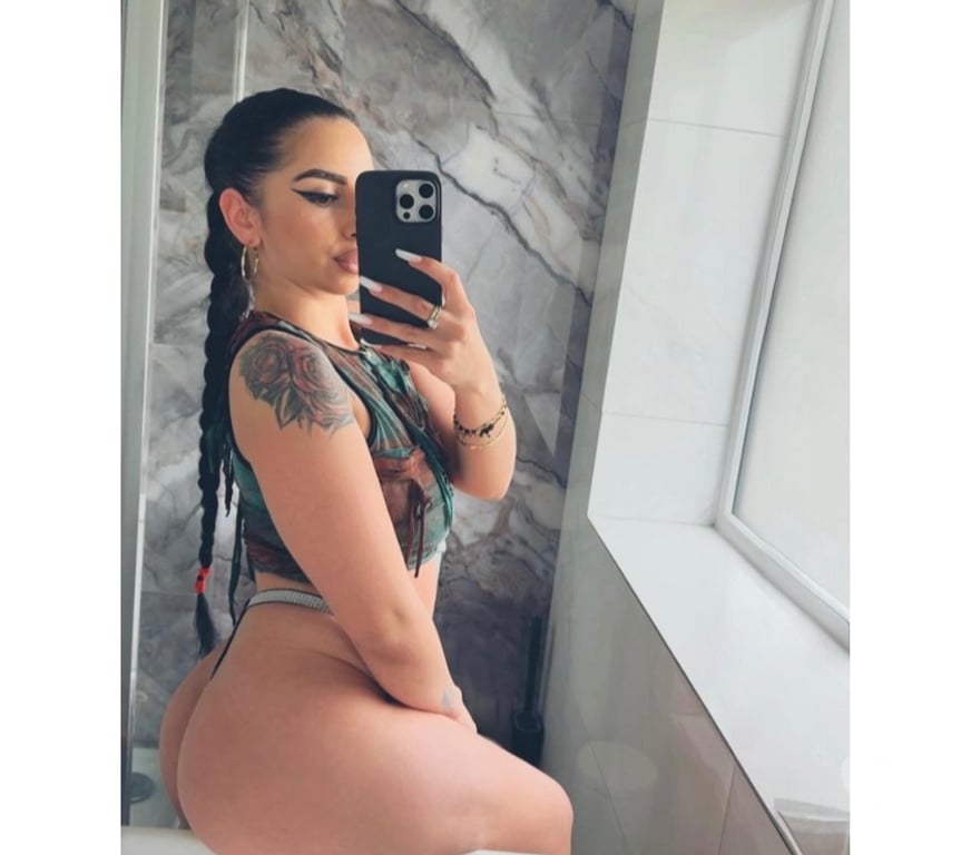 Escorts Essex Thurrock - Essex - Photos for Outcall xx naughty girl xxx