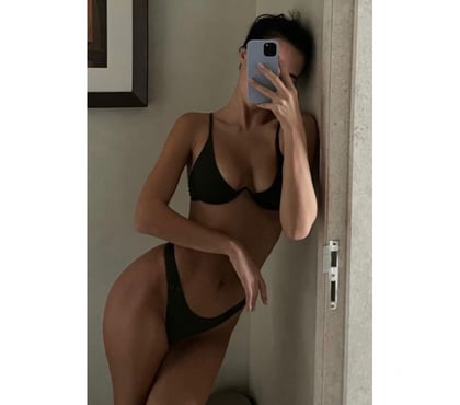 Photos for Hot girl xx call me Sasha xxx