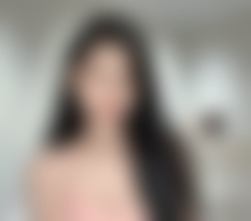 Escorts South East London Croydon - Photos for Cr0 Close to East Croydon train stati🩷