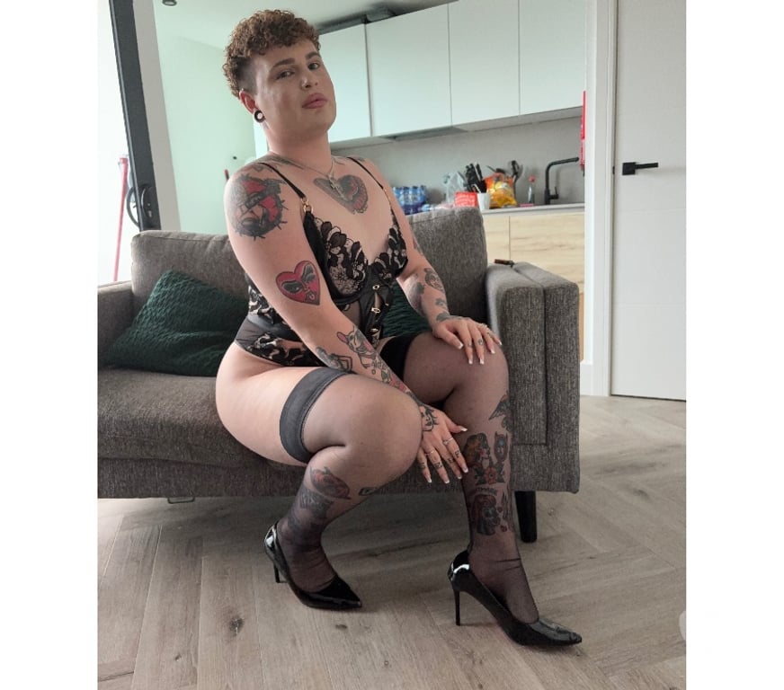  Gay massage Worcestershire Bromsgrove - Photos for LUXURIOUSFEMBOY 🇬🇧
