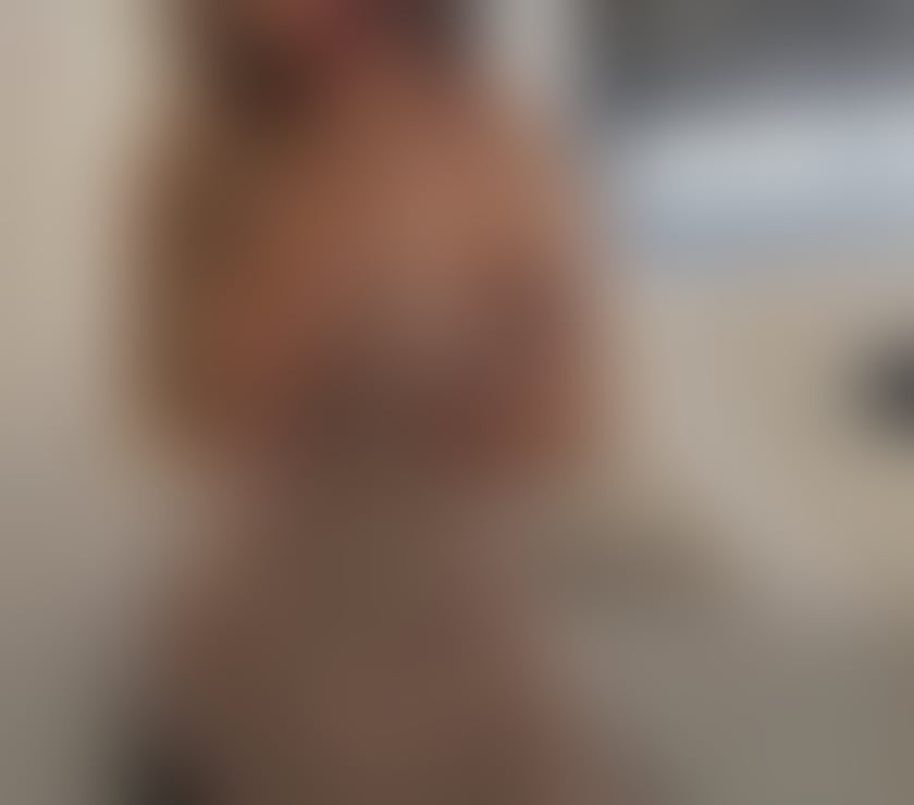 Escorts Aberdeen City Centre Aberdeen - Photos for OLIVIA SEXY AND HOT BLONDE HIGH CLASS🎉 party best service