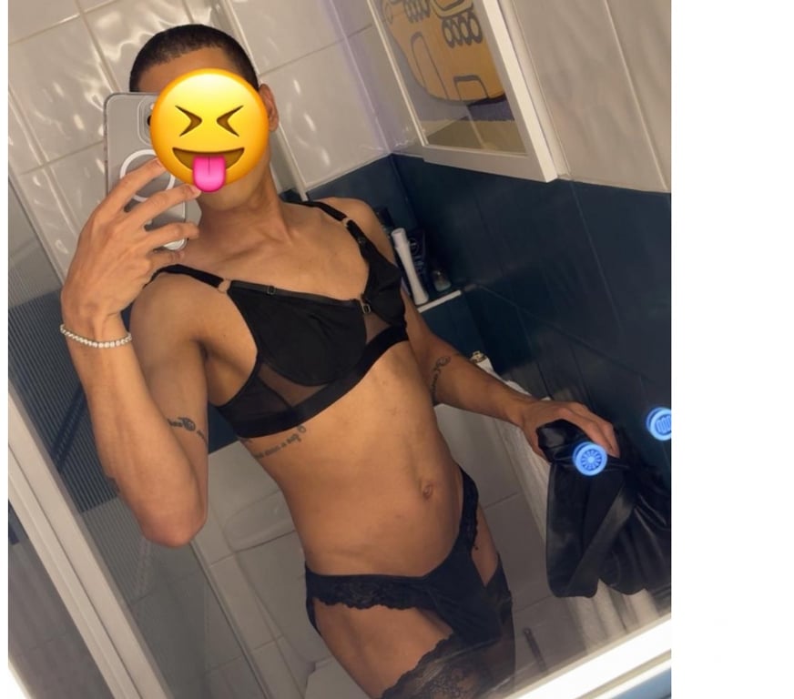 Trans Escorts Greater Manchester Manchester - Photos for 👠 Feemboy Brazilian 😈 party 🎉