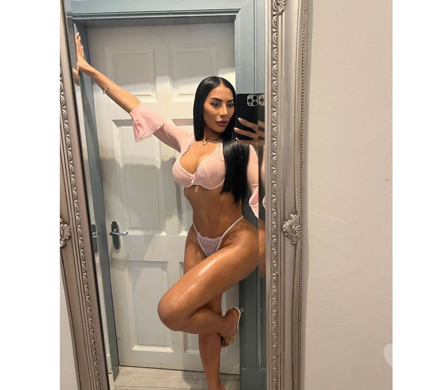 Escorts Greater Manchester Manchester - Photos for Aisha Milano — hot girl, new in town 💜