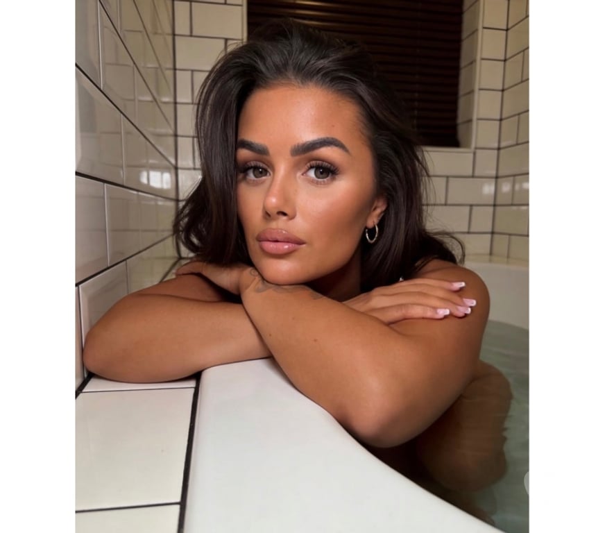 Escorts Greater Manchester Bury - Photos for IM BACK GUYS 😍OWO💎 LOVE TO PARTY😈