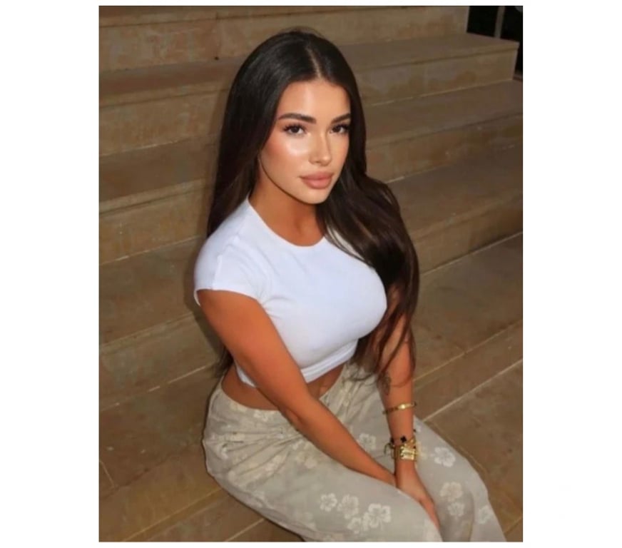 Escorts Bedfordshire Luton - Photos for Larah Brasileira 🥂🍾🍒