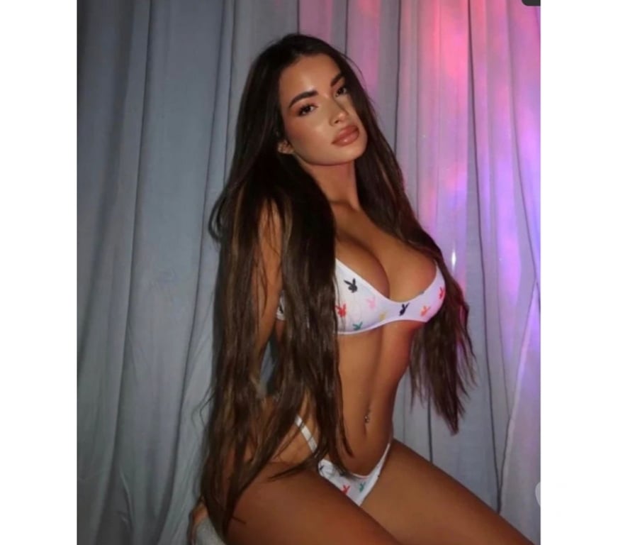 Escorts Bedfordshire Luton - Photos for Larah Brasileira 🥂🍾🍒