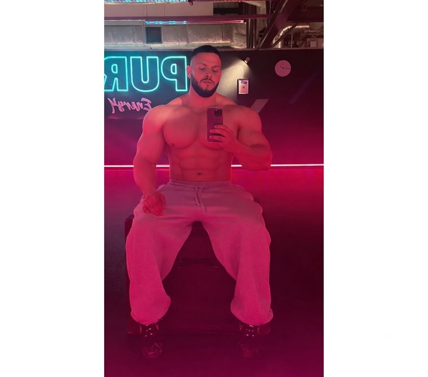 Escorts Kent Folkestone and Hythe - Photos for Pedro Noah | Male Elite Fellow and Fitness Enthusiast