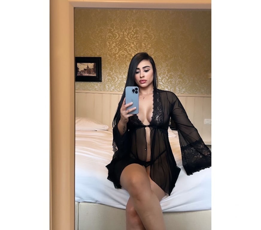 Escorts Buckinghamshire Milton Keynes - Photos for Naty Party Girl and GFE