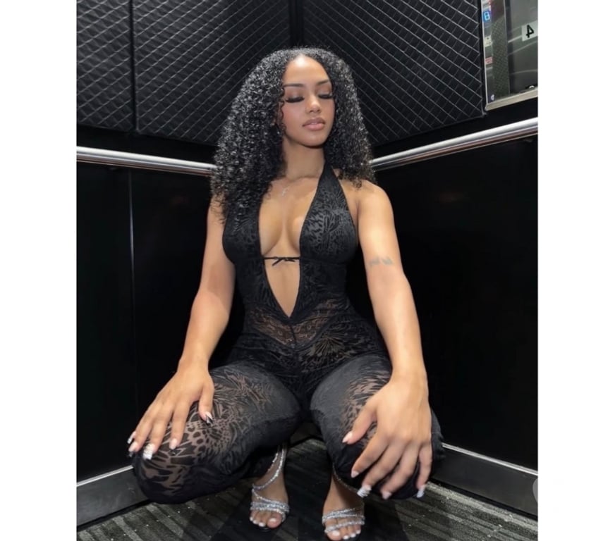 Escorts West London Chiswick - West London - Photos for CURLY CHARMING AND FRAGRANT, WAITING FOR YOU 💋🌸