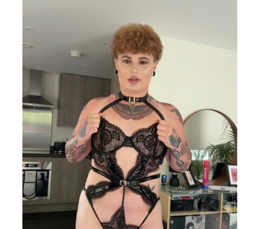 Trans Escorts West Midlands Birmingham - Photos for LUXURIOUS FEMBOY🇬🇧 BROMSGROVE B60