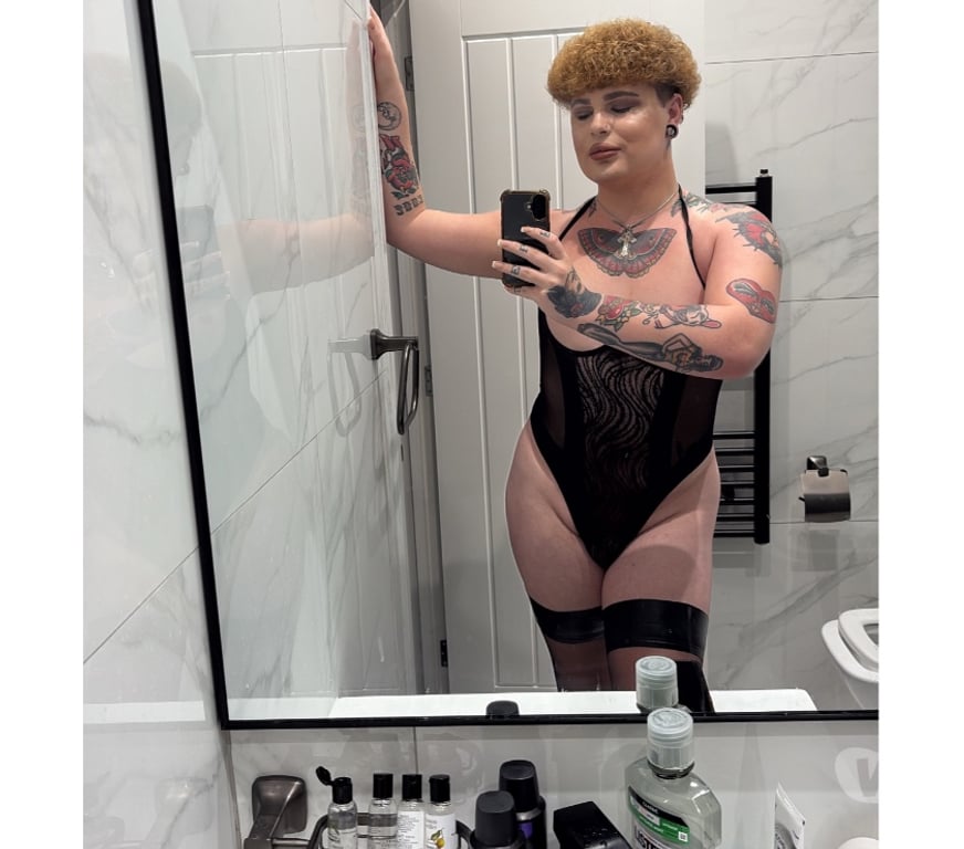 Trans Escorts West Midlands Birmingham - Photos for LUXURIOUS FEMBOY🇬🇧 BROMSGROVE B60