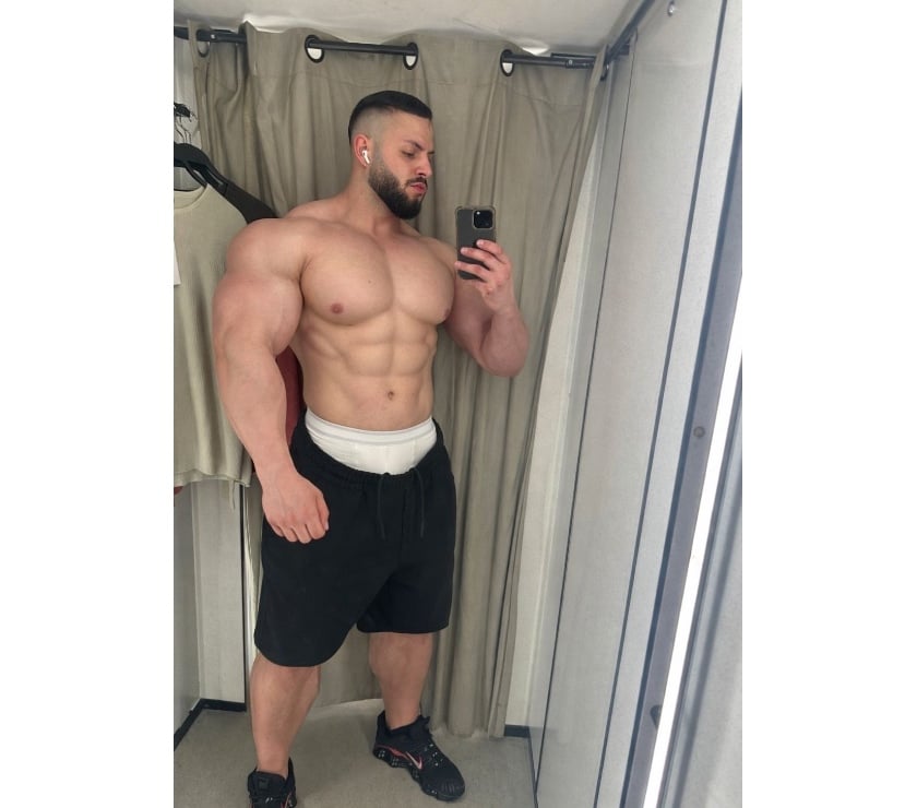  Gay massage Kent Folkestone and Hythe - Photos for Pedro Noah | Male Elite Fellow and Fitness Enthusiast