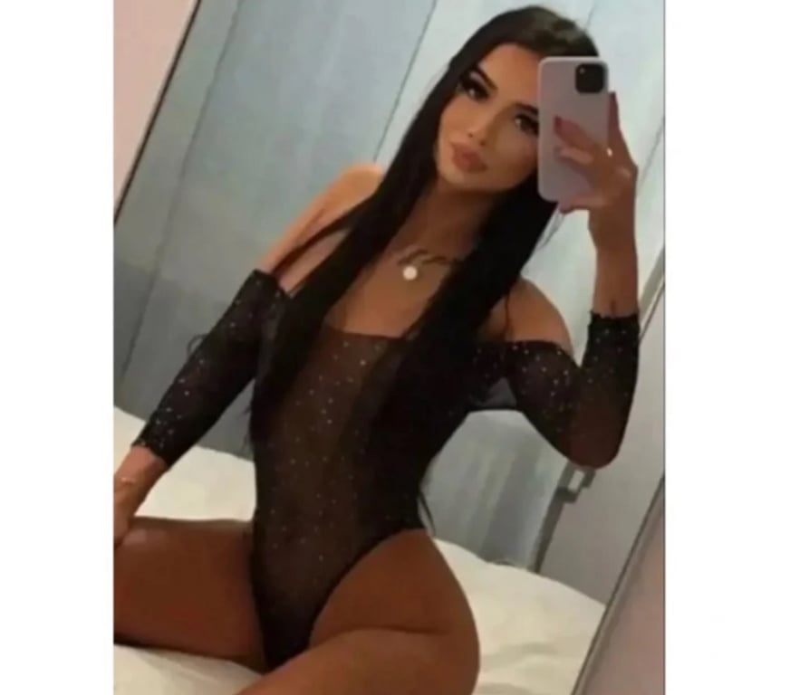 Escorts Greater Manchester Manchester - Photos for 👅Skinny and big tits👅