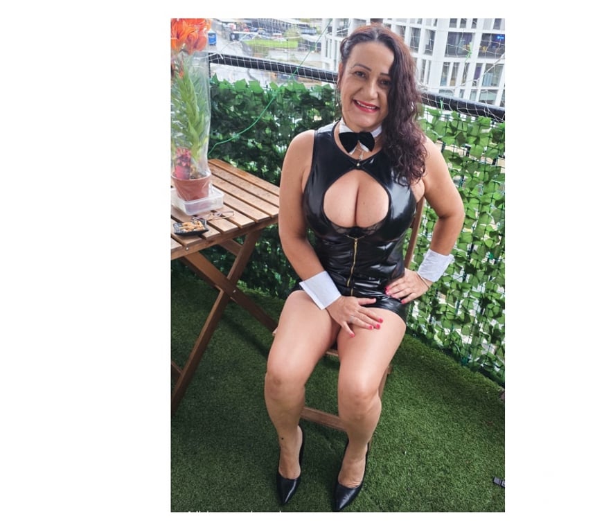 Escorts Nottinghamshire Nottingham - Photos for Angel, a mischievous and party-loving girl.🍾