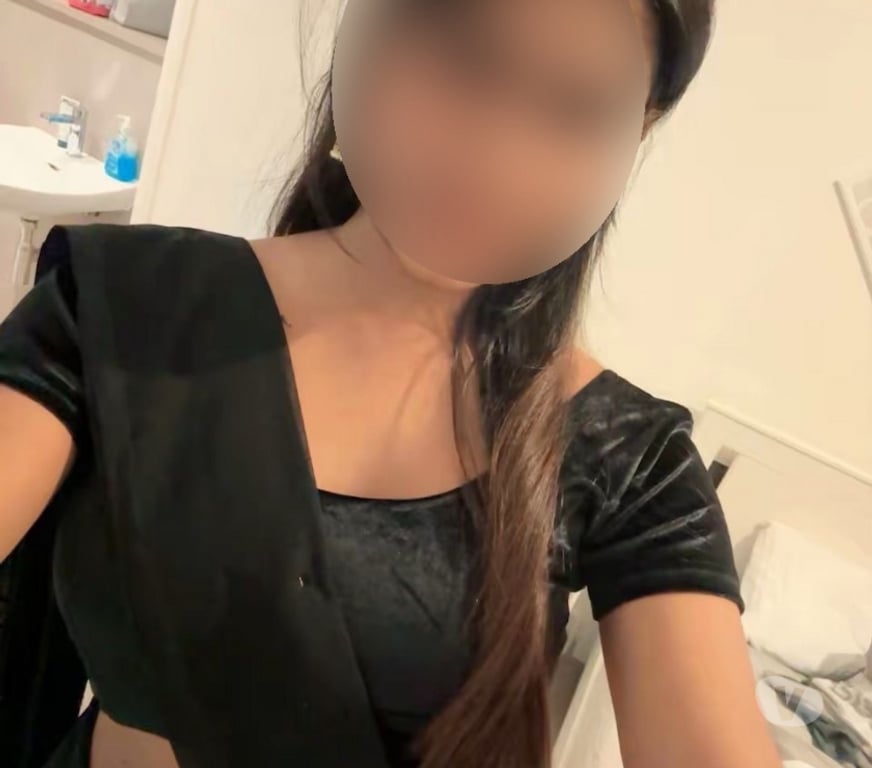 Escorts East London Aldgate East - East London - Photos for Indian Tamil Girl Meera in East London 🇮🇳