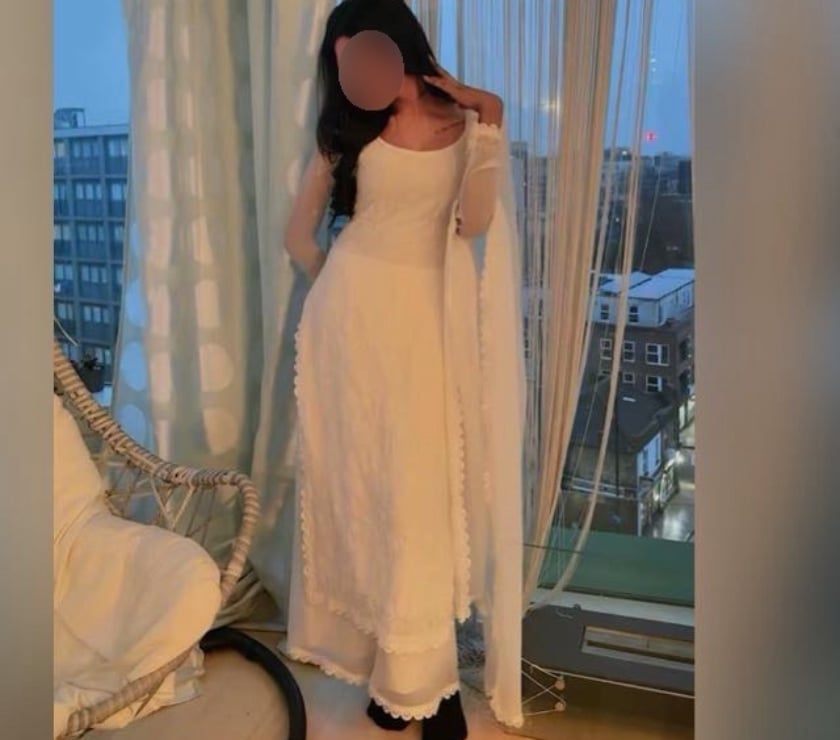 Escorts East London Aldgate East - East London - Photos for Indian Tamil Girl Buvana In East London 🇮🇳