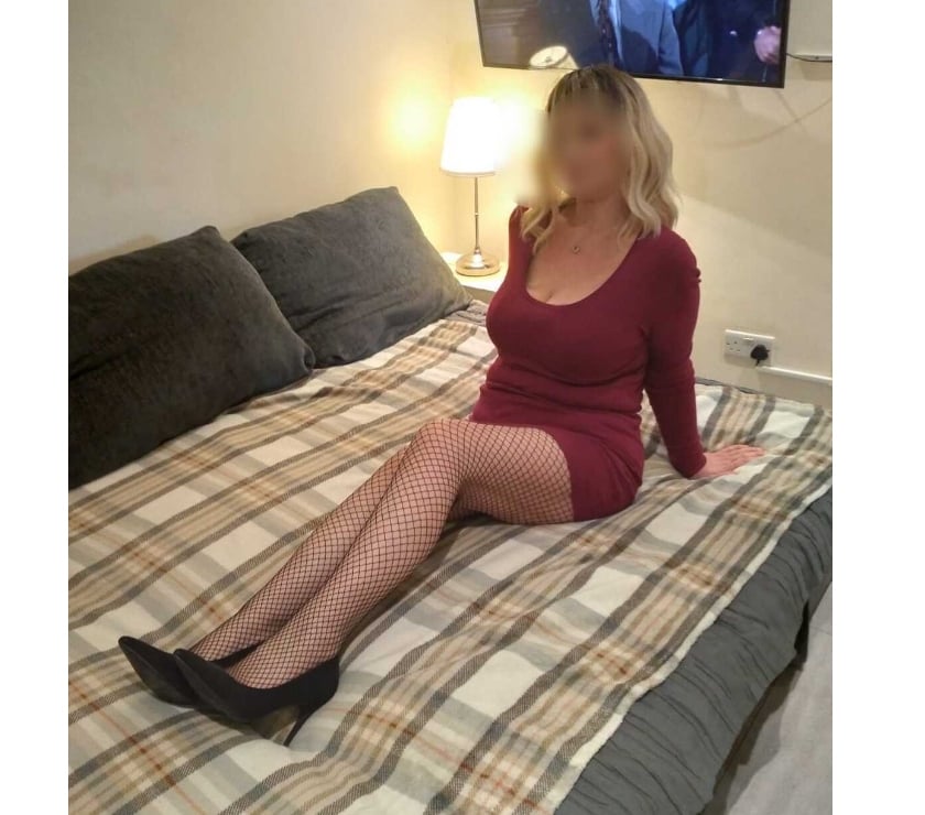  Escorts & Erotic Massage Leicester City Centre Leicester - Photos for Secret Touch.. Hot oils massage with extras