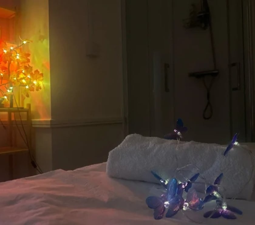 Full body massage Central London Bank - DLR Station - Central London - Photos for Amazing massage session with lovely female therapist.