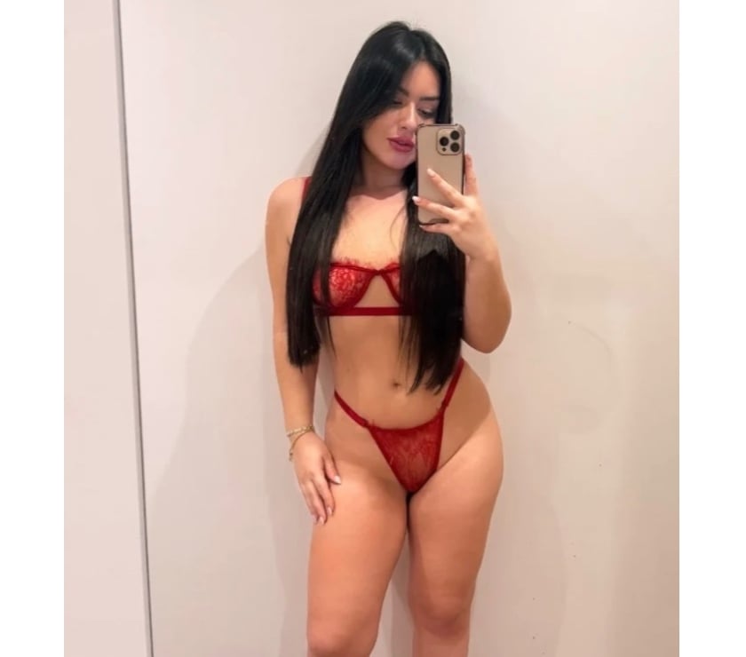  Escorts & Erotic Massage West Kensington West London - Photos for Celest 💎party girl💯Outcall ONLY 1 h 100