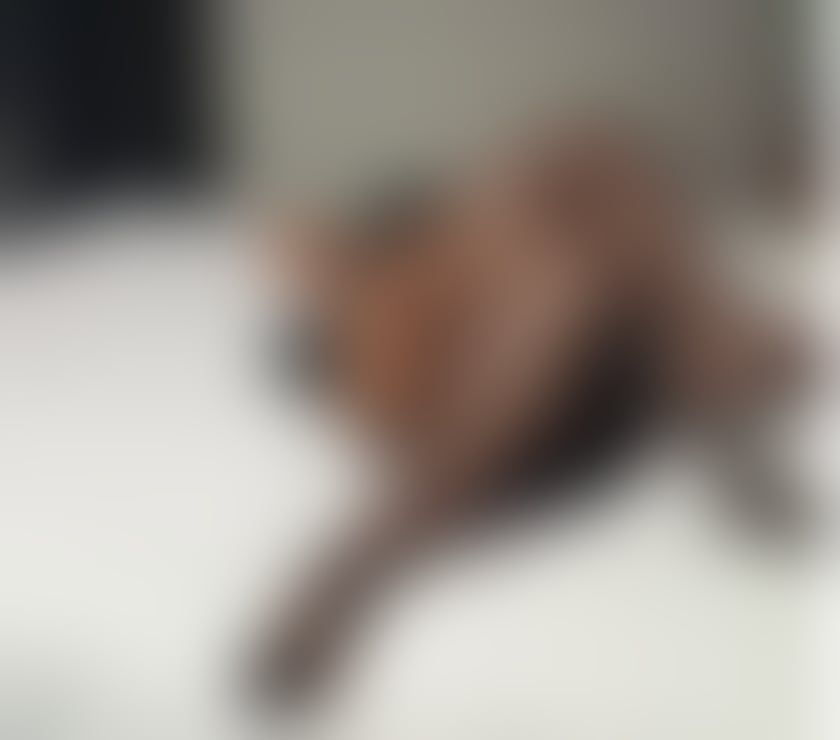 Escorts East London Walthamstow Central Station - East London - Photos for Thick Caramel Candy 🍭 🦵🏾