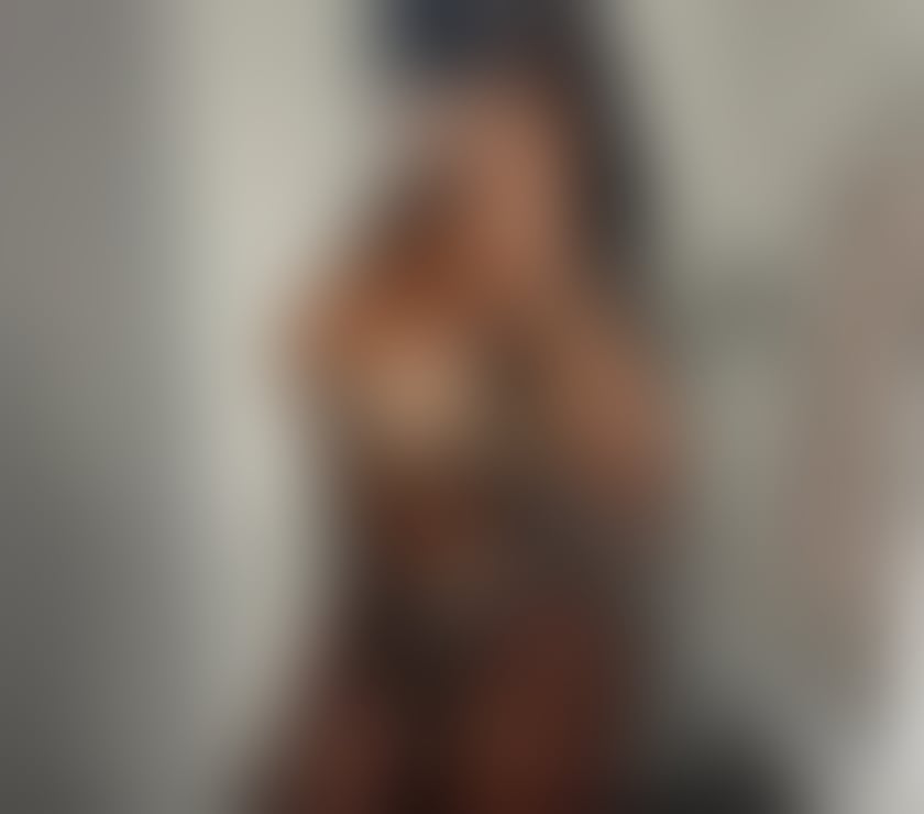 Escorts Bedfordshire Luton - Photos for EMILY🍑SEXY BRUNETTE 🍑🍩AVAILABLE 24 7