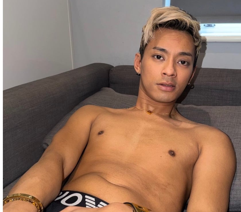  Gay massage West London Shepherd`s Bush - West London - Photos for Slim Asian Boy In London