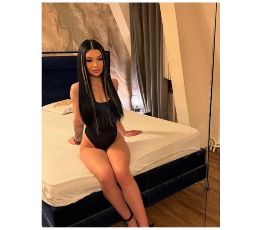 Escorts Nottinghamshire Mansfield - Photos for new in town party girl just outcall x