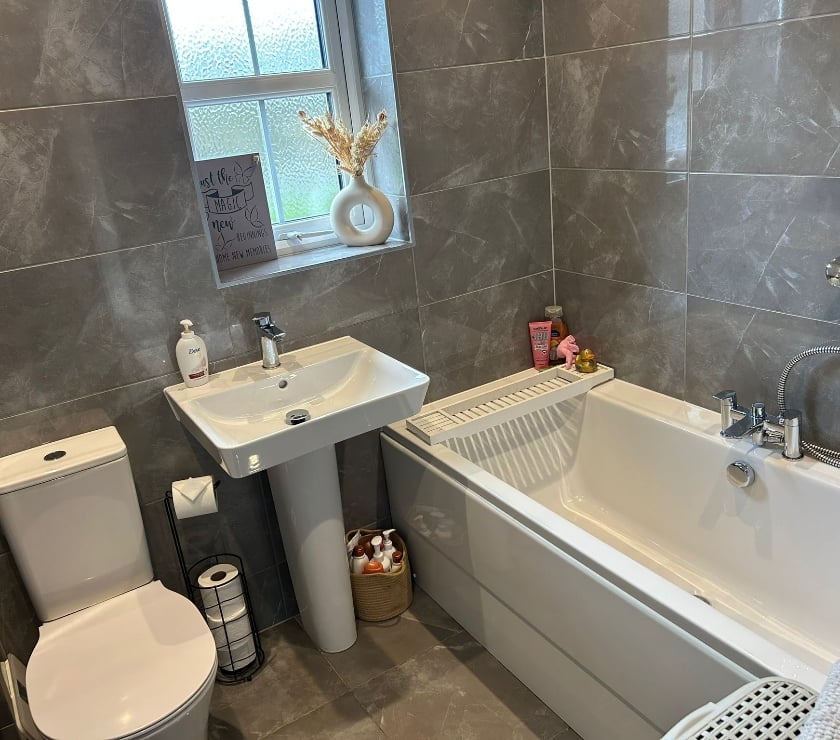 Housekeeping & Cleaning Tyne and Wear South Tyneside - Photos for maid you look...uk.