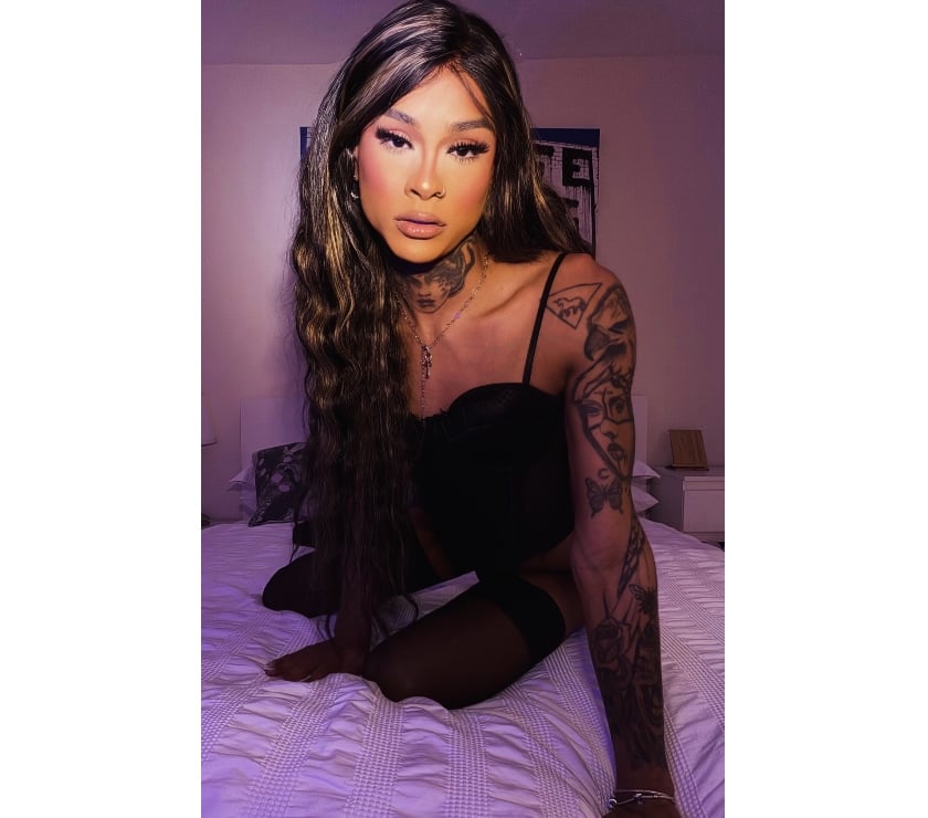 Trans Escorts Bedfordshire Luton - Photos for Crystal Safra XXL 🇧🇷 LETS GOOD PARTY NOW 😈🍆