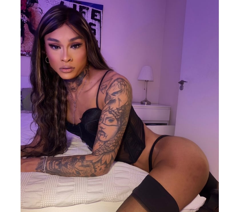 Trans Escorts Bedfordshire Luton - Photos for Crystal Safra XXL 🇧🇷 LETS GOOD PARTY NOW 😈🍆