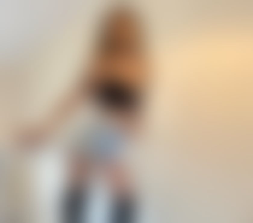 Escorts Belfast City Centre (South) Belfast - Photos for 🔥PARTY girls Merry ❤️New New New