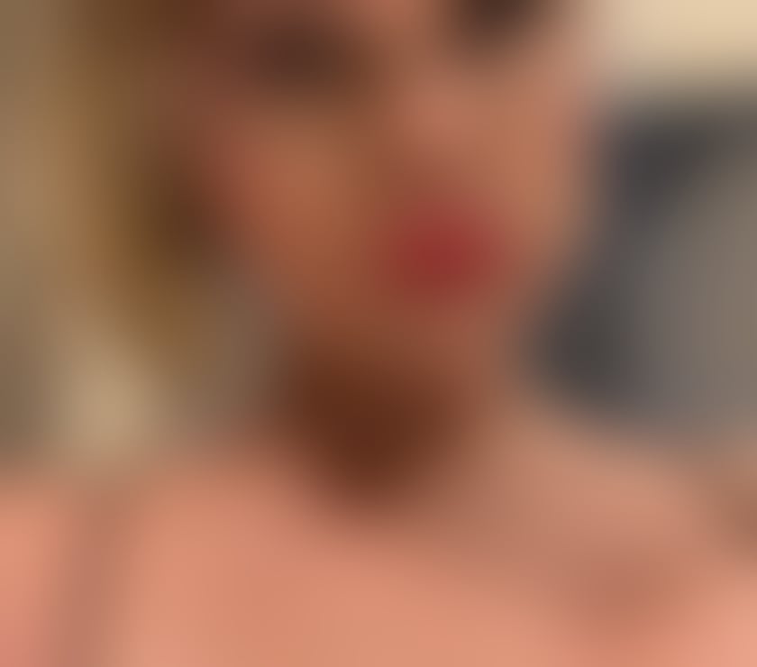 Escorts Suffolk West Suffolk - Photos for Brazilian Curvy BIG TALL 5"11