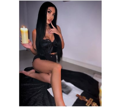 Escorts Leeds City Centre Leeds - Photos for ONLY OUTCALL New girl in town 🤭 BEST PARTY GIRL🎉