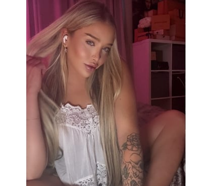 Transsexual Liverpool City Centre Liverpool - Photos for BOMB t hot girl in your city❤️Naughty party with me