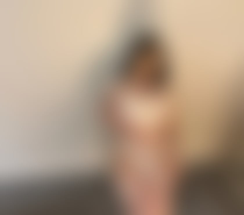 Escorts Bradford City Centre Bradford - Photos for New in town Best Service Slim full service owo&kiss
