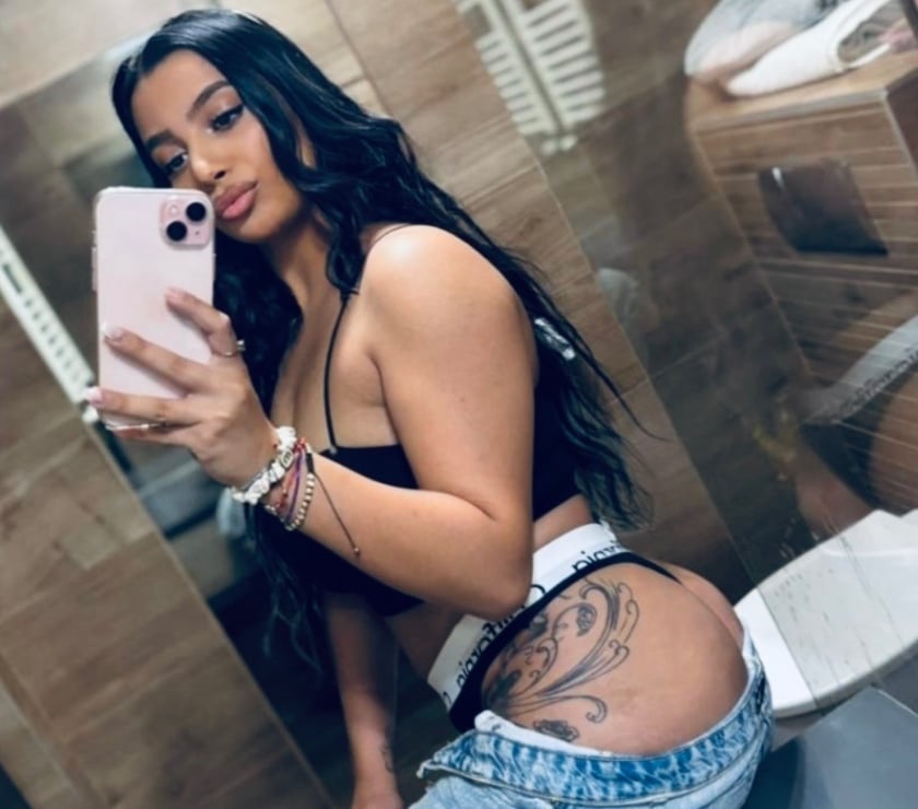  Escorts Wigan Town Centre Wigan - Photos for 💕Hi, I'm Anays new in town% REAL