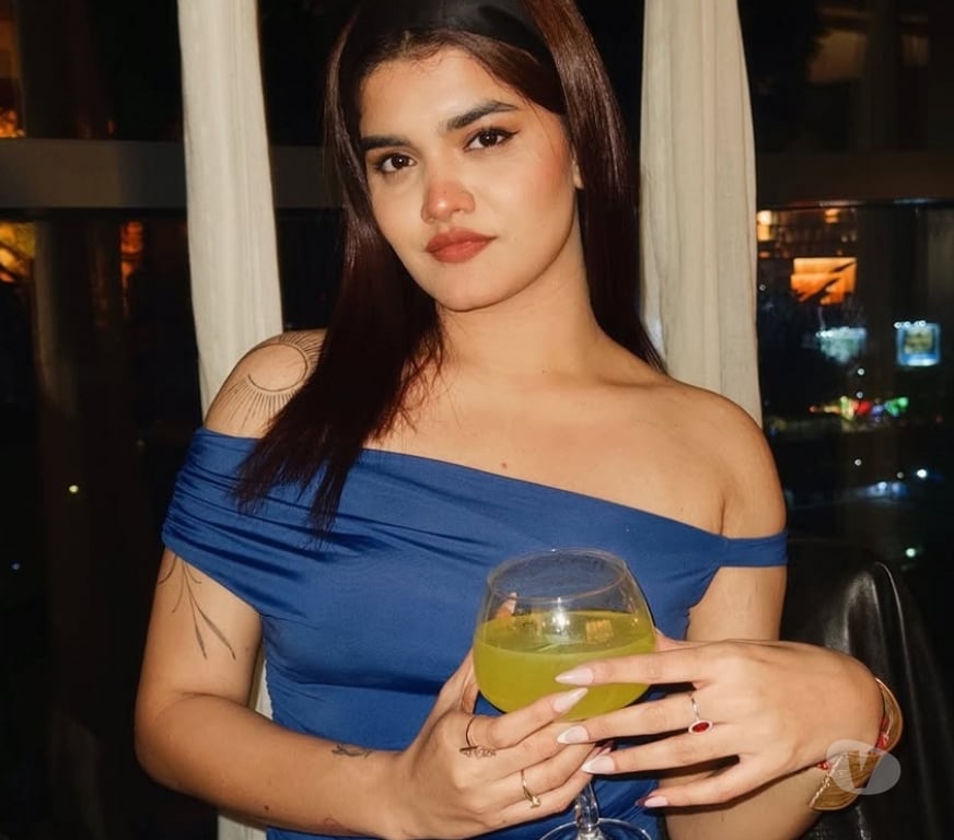 Escorts Central London Aldgate - Central London - Photos for I'm Neesha indian girl available in london