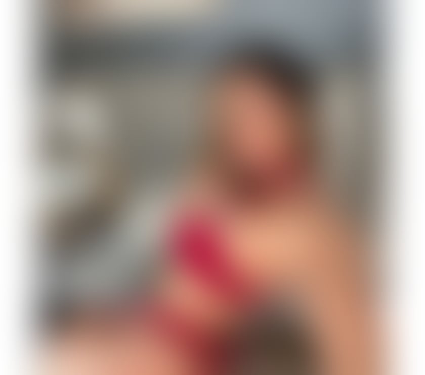  Escorts Ilford Station Redbridge - Photos for Elegant💯 blonde 👱‍♀️ party Latina Mariana 🔞