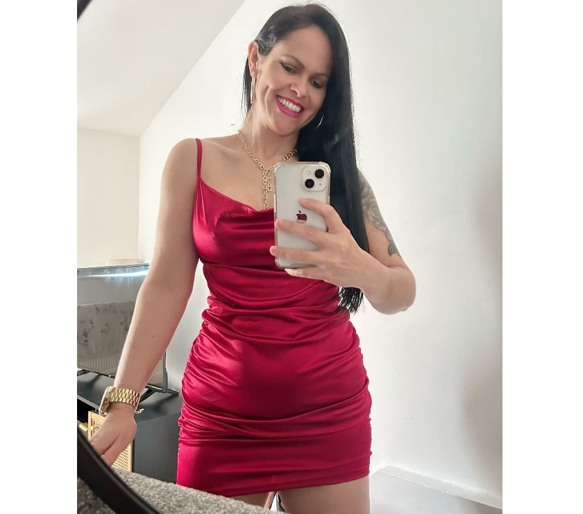 Escorts Cornwall Newquay - Cornwall - Photos for Julia Hollywood Star