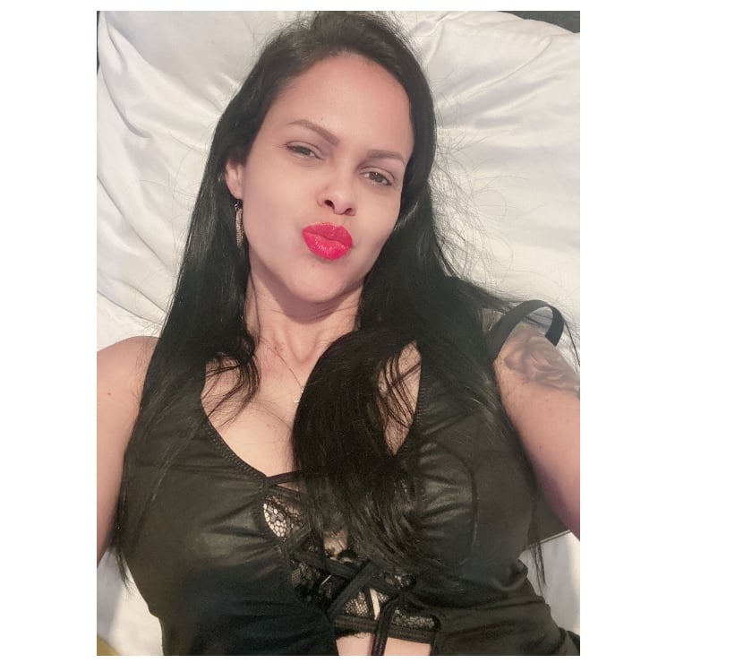 Escorts Cornwall Newquay - Cornwall - Photos for Julia Hollywood Star