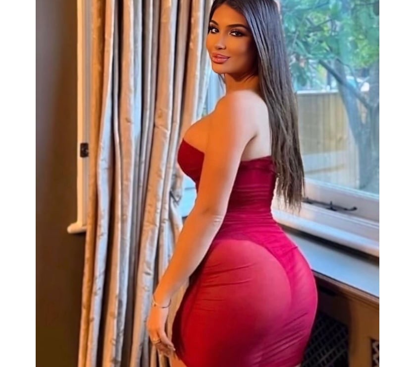Escorts Enfield Town Centre Enfield - Photos for ZARA HALF ARABIC GIRL BIG ASS 💦 BEST OWO 😈